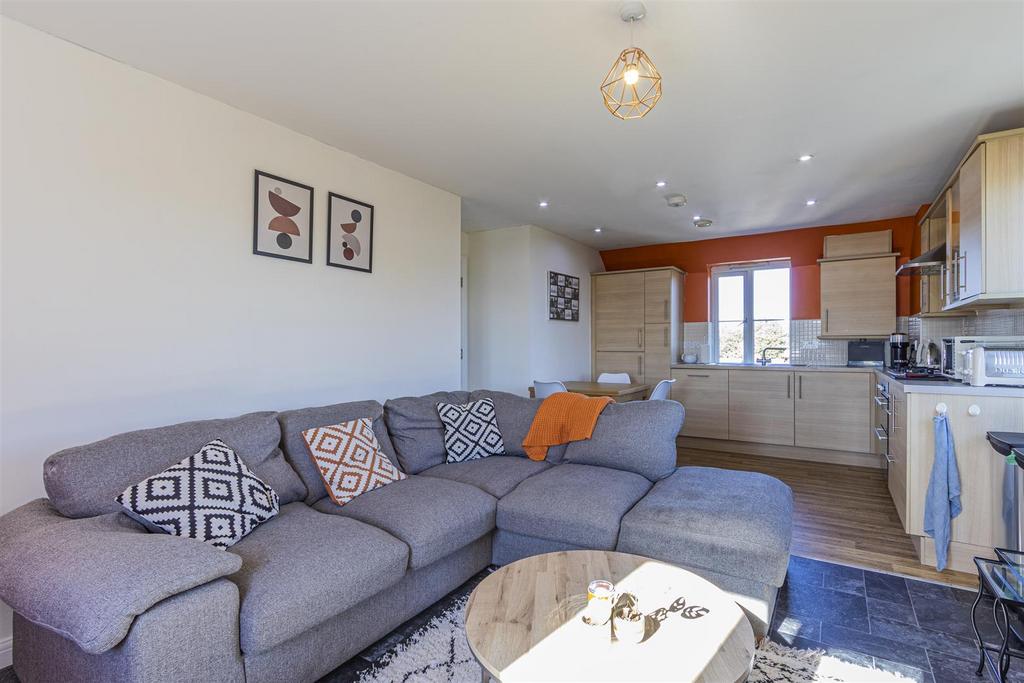 Apartment in Cardiff, Windsor Quay, Grangetown - View 4