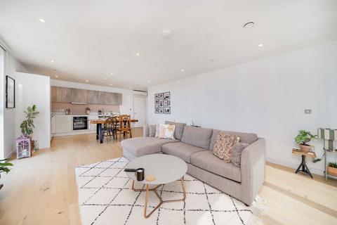 2 bedroom flat for sale, Station Approach Hoe Street, Walthamstow
