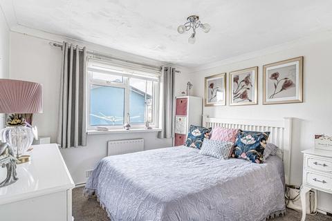 2 bedroom detached house for sale, Eastern Avenue, Penton Park, Chertsey, Surrey, KT16