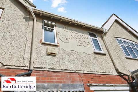 3 bedroom terraced house for sale, Dimsdale Parade East, Wolstanton, Newcastle