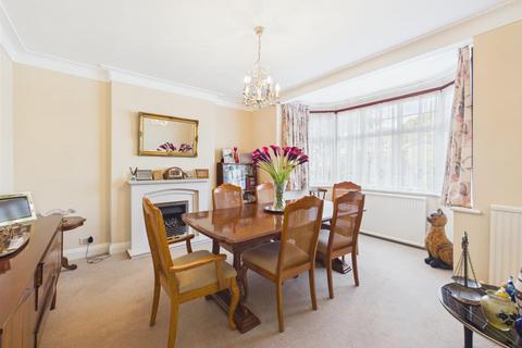 3 bedroom detached house for sale, North View, Pinner HA5