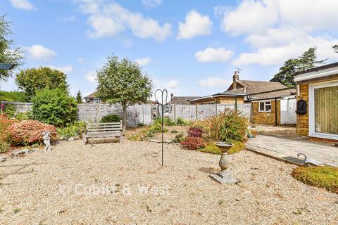 undefined, Irwin Drive, Horsham RH12