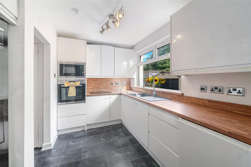 House in Lanarkshire - View 3