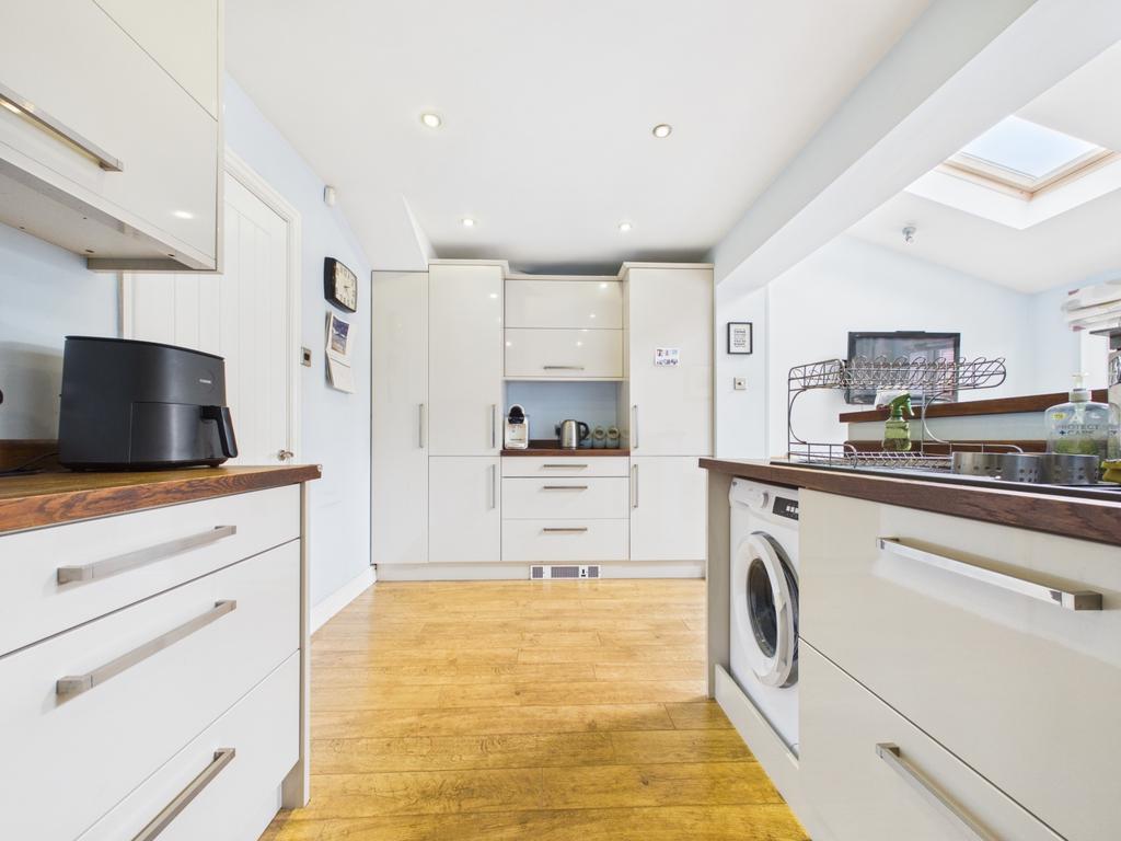 House in Leeds, West Yorkshire - View 5