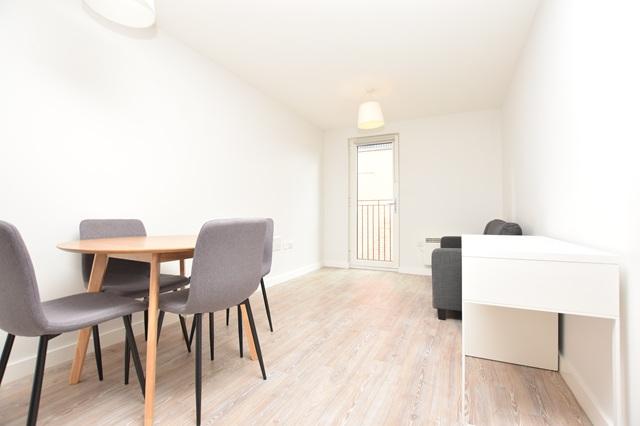 Apartment in Sheffield, South Yorkshire - View 2