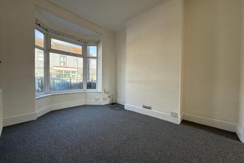 2 bedroom terraced house to rent, Buckingham Sreet, HU8