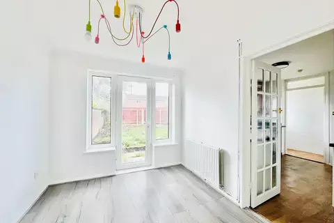 3 bedroom terraced house for sale, Islandsmead, Swindon SN3
