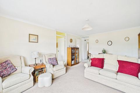 2 bedroom maisonette for sale, King Georges Close, Hitchin, SG5