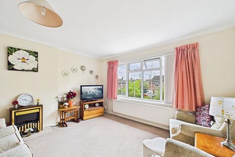 2 bedroom maisonette for sale, King Georges Close, Hitchin, SG5