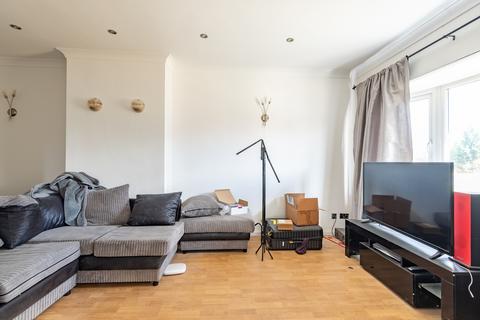 2 bedroom semi-detached house for sale, Ellerburn Avenue, Hull HU6