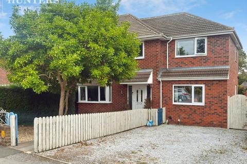 4 bedroom semi-detached house for sale, Intake Lane, Barnsley