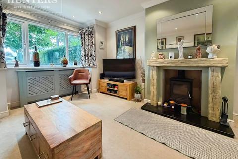 4 bedroom semi-detached house for sale, Intake Lane, Barnsley
