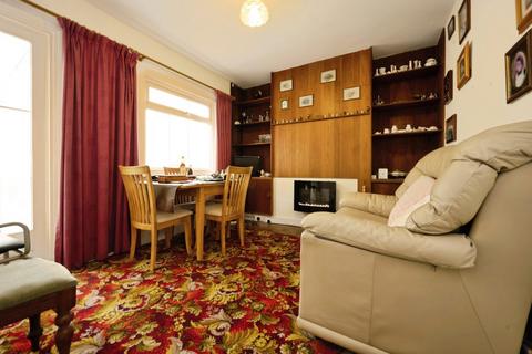4 bedroom semi-detached house for sale, Honey Hill Gardens, Bedford, Bedfordshire, MK40