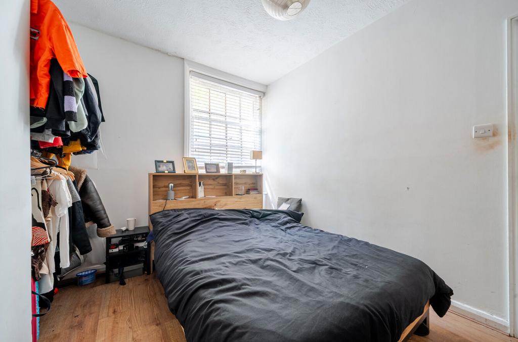 Apartment in East Sussex - More