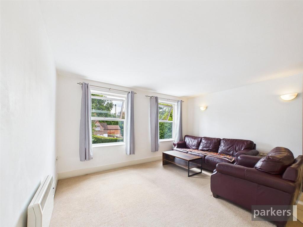 Apartment in Berkshire - View 3
