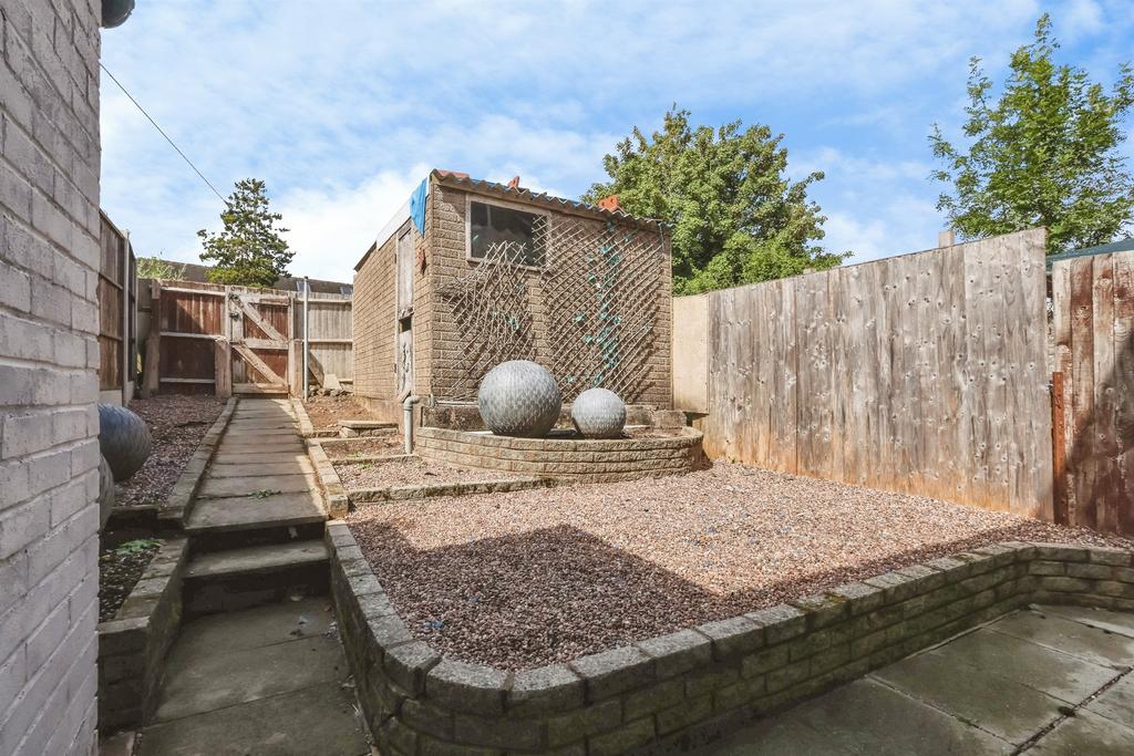 House in Birmingham, West Midlands - View 3