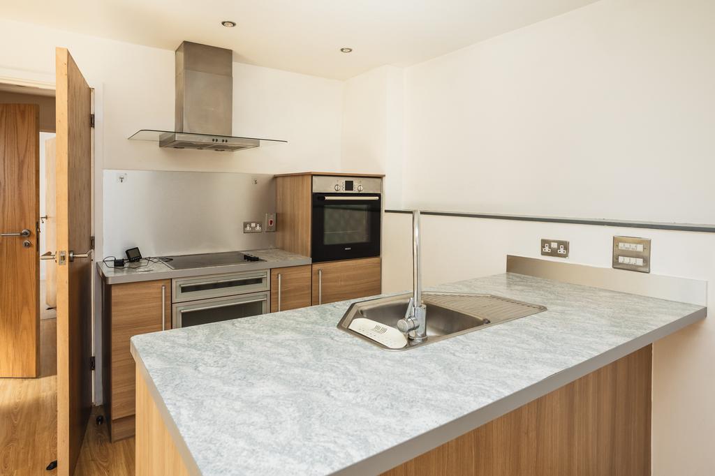 Apartment in Doncaster, Sprotbrough and Cusworth - More