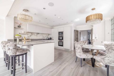 4 bedroom townhouse for sale, Candlemas Lane, Beaconsfield HP9