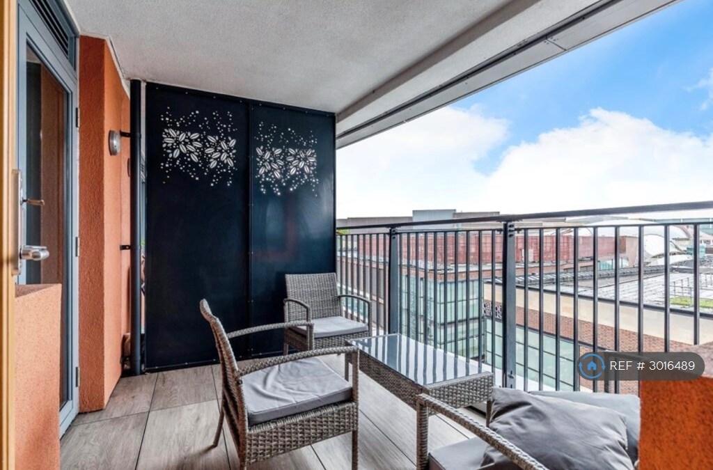Apartment in Bristol, Finzels Reach, City Centre - View 4