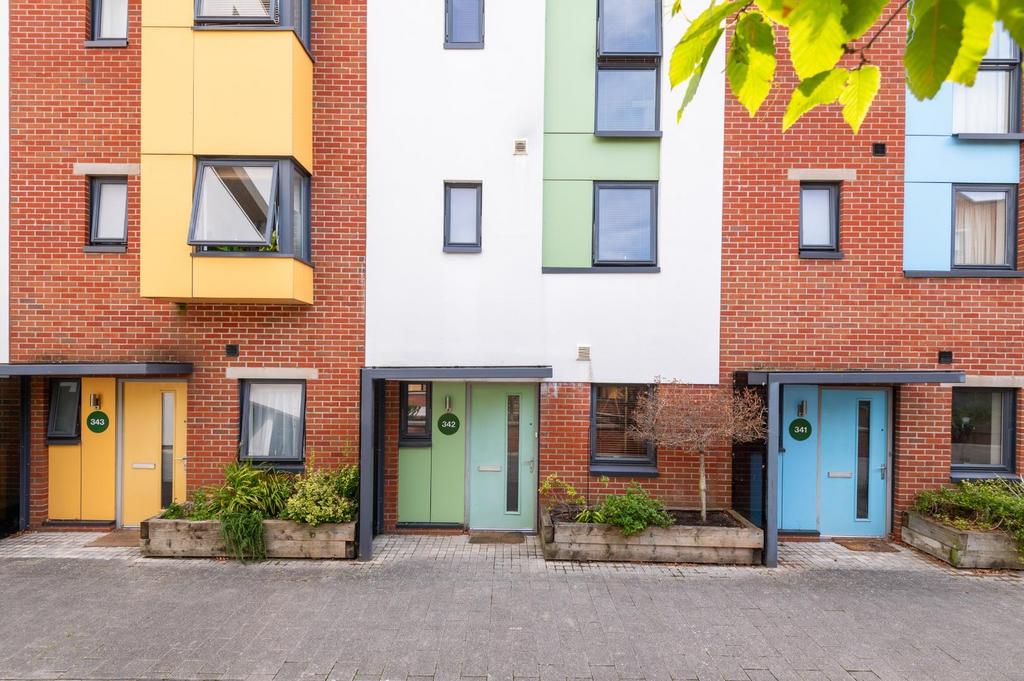 House in Bristol - View 2