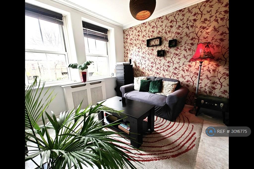 Apartment in London - View 2