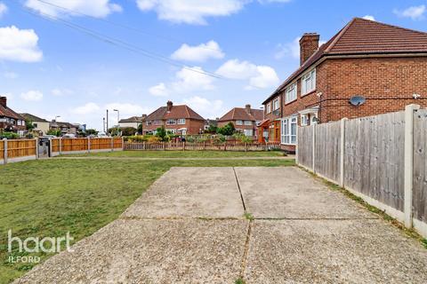 3 bedroom semi-detached house for sale, Woodbridge Road, Barking