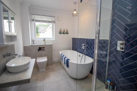 3 bedroom detached bungalow for sale, Heronhill Close, Hawick