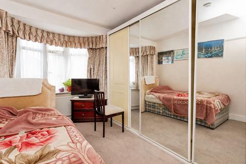 3 bedroom semi-detached bungalow for sale, Stanhope Park Road, Greenford UB6