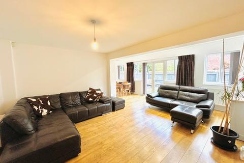 4 bedroom semi-detached house for sale, Chaise Meadow, Lymm, WA13