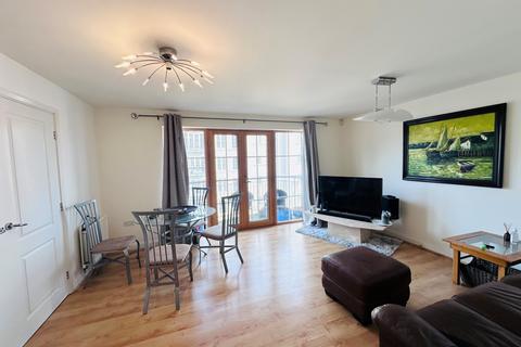 2 bedroom apartment to rent, Centre Quay, Bristol, BS20