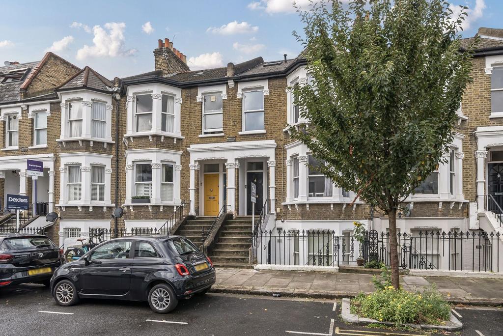Apartment in London - View 3