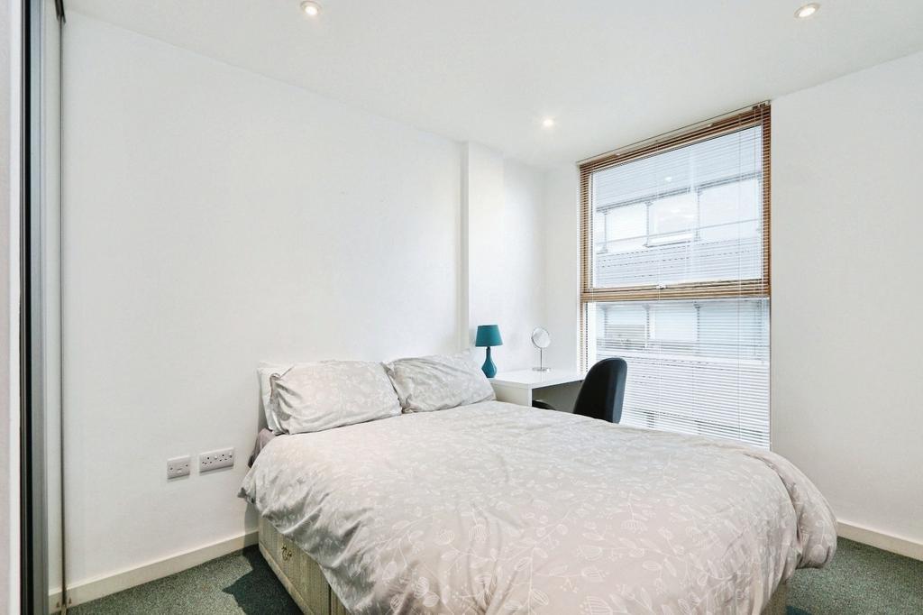 Apartment in South Yorkshire - More