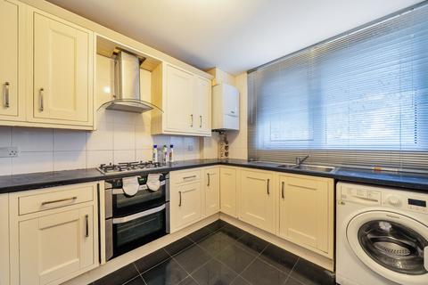 3 bedroom flat to rent, Dryfield Walk, London, SE8