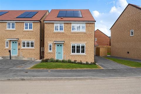 4 bedroom detached house to rent, Sylvester Crescent, S81