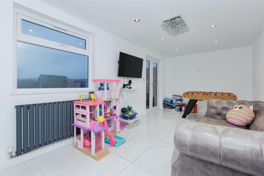 House in Leicester - View 2