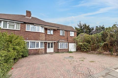 Kenilworth Road, Edgware, HA8