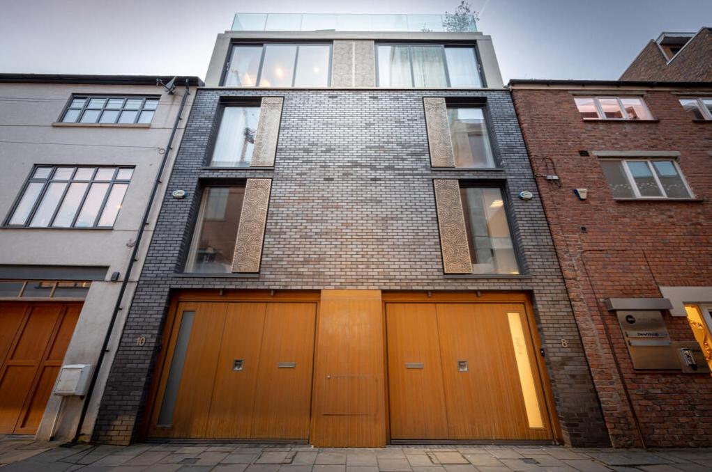 House in Greater Manchester - View 2