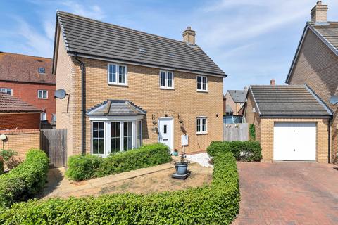 3 bedroom detached house for sale, Arpins Pightle, Bedford MK43