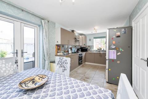 3 bedroom detached house for sale, Arpins Pightle, Bedford MK43