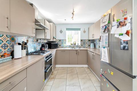 3 bedroom detached house for sale, Arpins Pightle, Bedford MK43