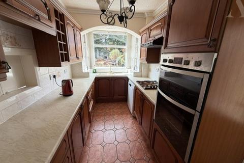 3 bedroom semi-detached house for sale, Radstock Avenue, Hodge Hill, Birmingham, West Midlands