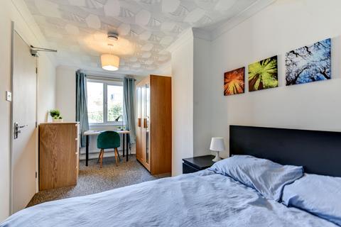 1 bedroom in a house share to rent, 87 Batemans Road, Brighton BN2