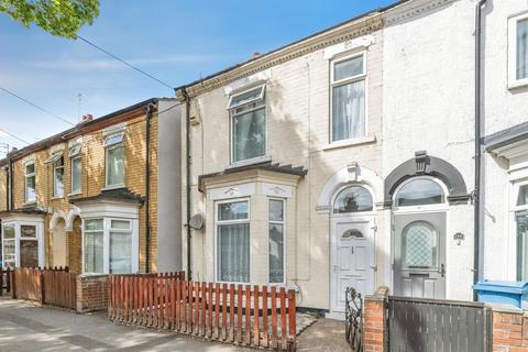 2 bedroom end of terrace house for sale, Newcomen Street, Hull