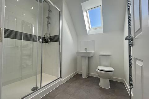 4 bedroom semi-detached house to rent, Anderson Drive, PETERBOROUGH PE3