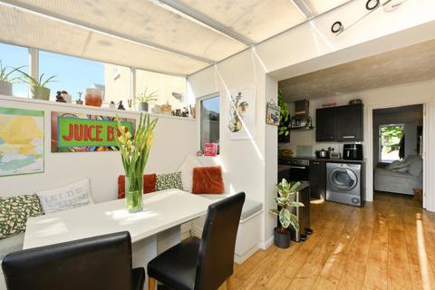 3 bedroom semi-detached house for sale, Challinor, HARLOW