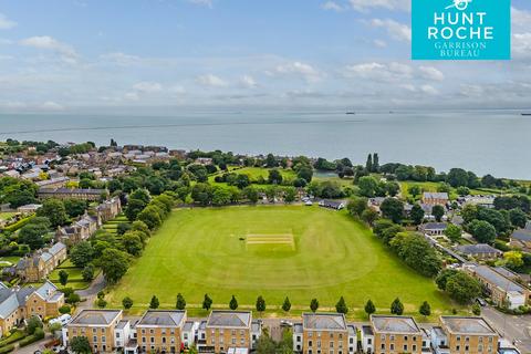 4 bedroom semi-detached house for sale, Boundary Way, Shoebury Garrison Location, Shoeburyness, Essex, SS3