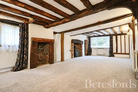 6 bedroom detached house to rent, High Street, Stebbing, CM6