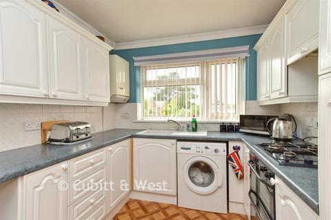 3 bedroom detached bungalow for sale, Ramillies Gardens, Bognor Regis PO22
