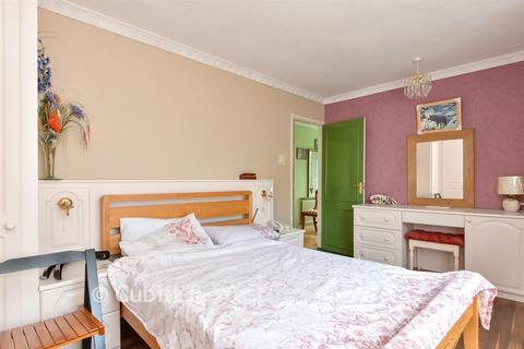 3 bedroom detached bungalow for sale, Ramillies Gardens, Bognor Regis PO22