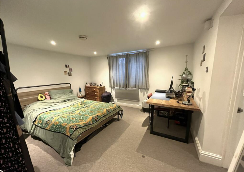 Apartment in Berkshire - View 4